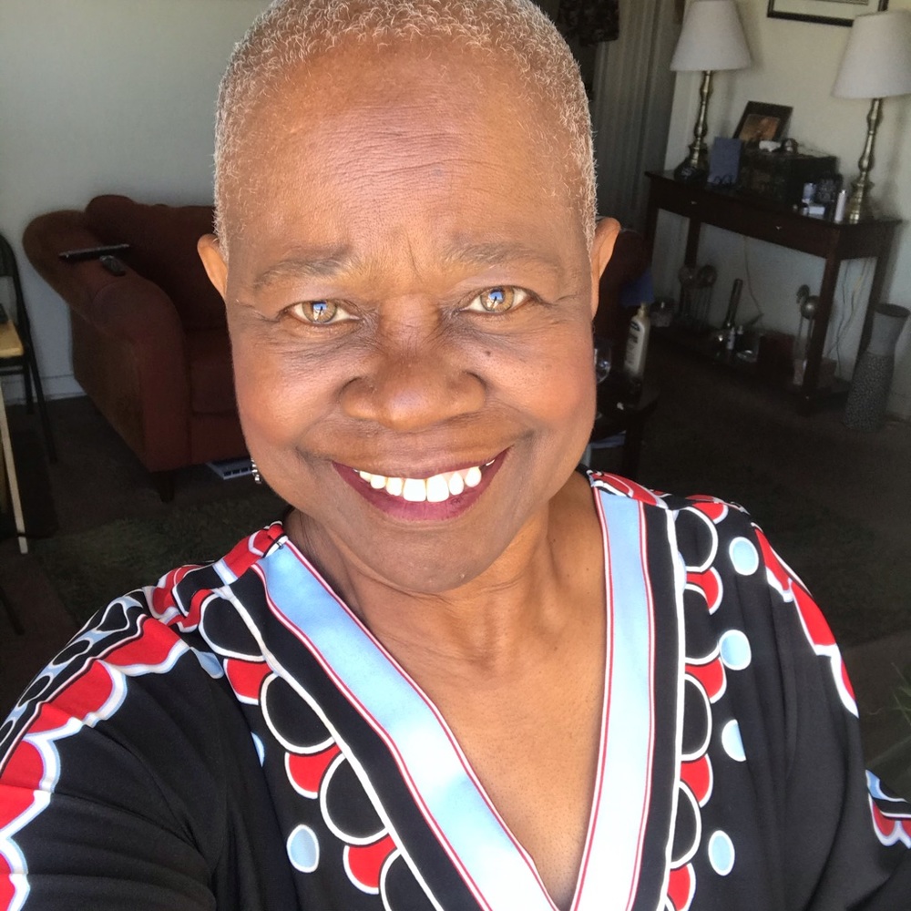 Meet your Posher, Monette